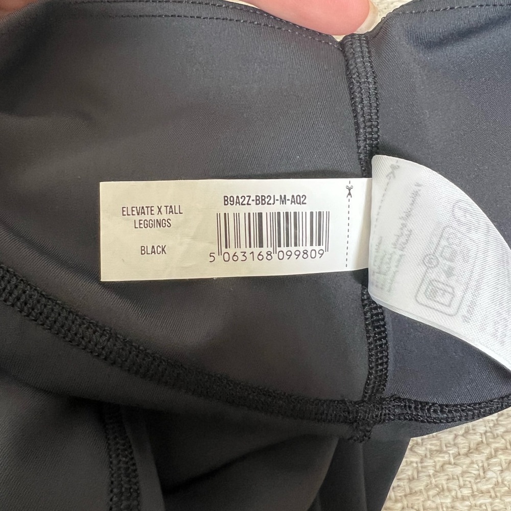 Gymshark Elevate Black Leggings (Tall) - Picture 4 of 6